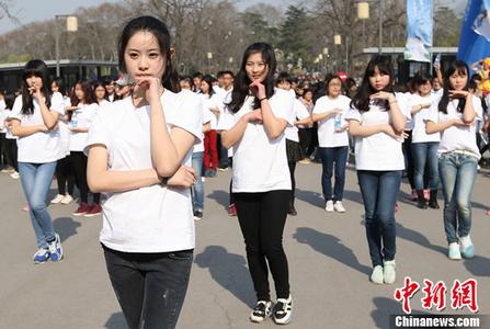 儿女双全！宋仲基宣布二胎女儿出生，称妻子和女儿都很健康